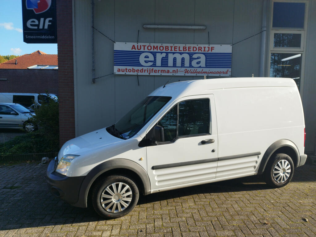 Ford-Transit Connect-thumb